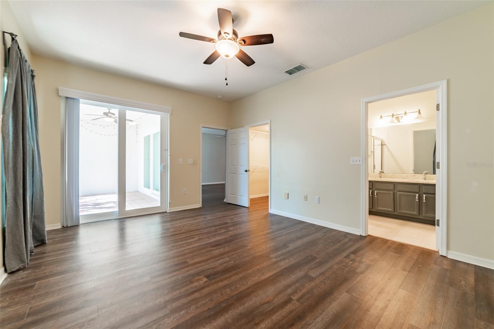 Image 21 of 45 For 10420 Mulligan Court