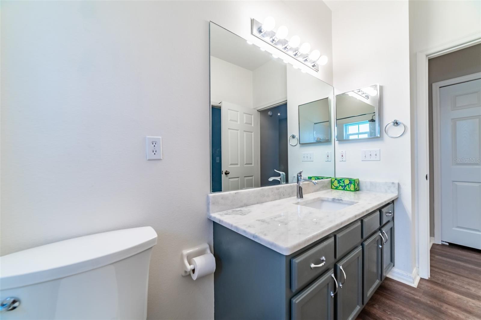 Image 34 of 45 For 10420 Mulligan Court