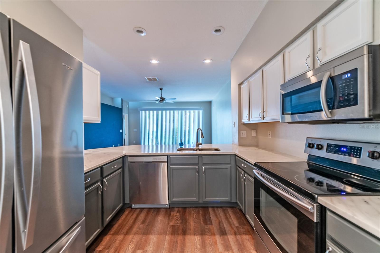 Image 8 of 45 For 10420 Mulligan Court