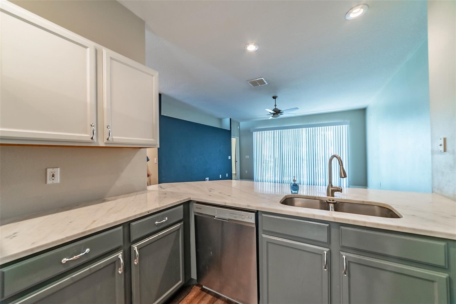 Image 9 of 45 For 10420 Mulligan Court