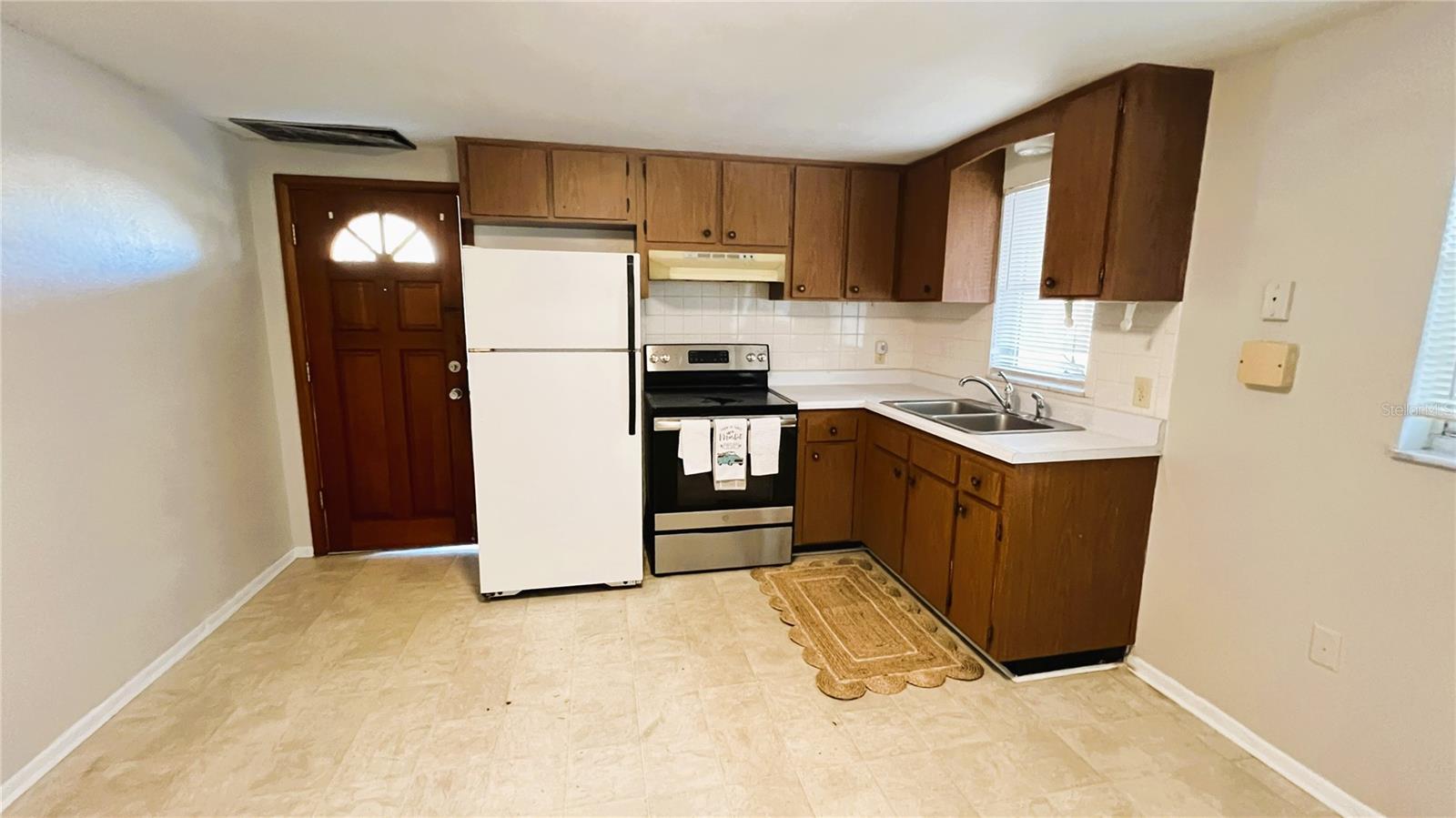 Image 2 of 5 For 5123 17th Street