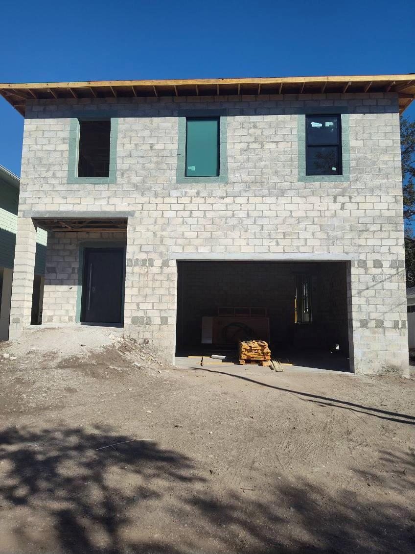 Image 4 of 11 For 6010 Elkins Avenue