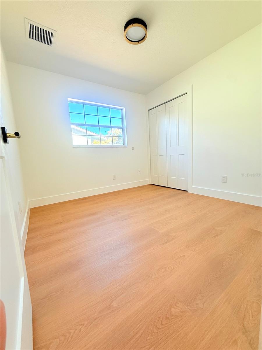 Image 24 of 45 For 6910 Dalkeith Avenue N