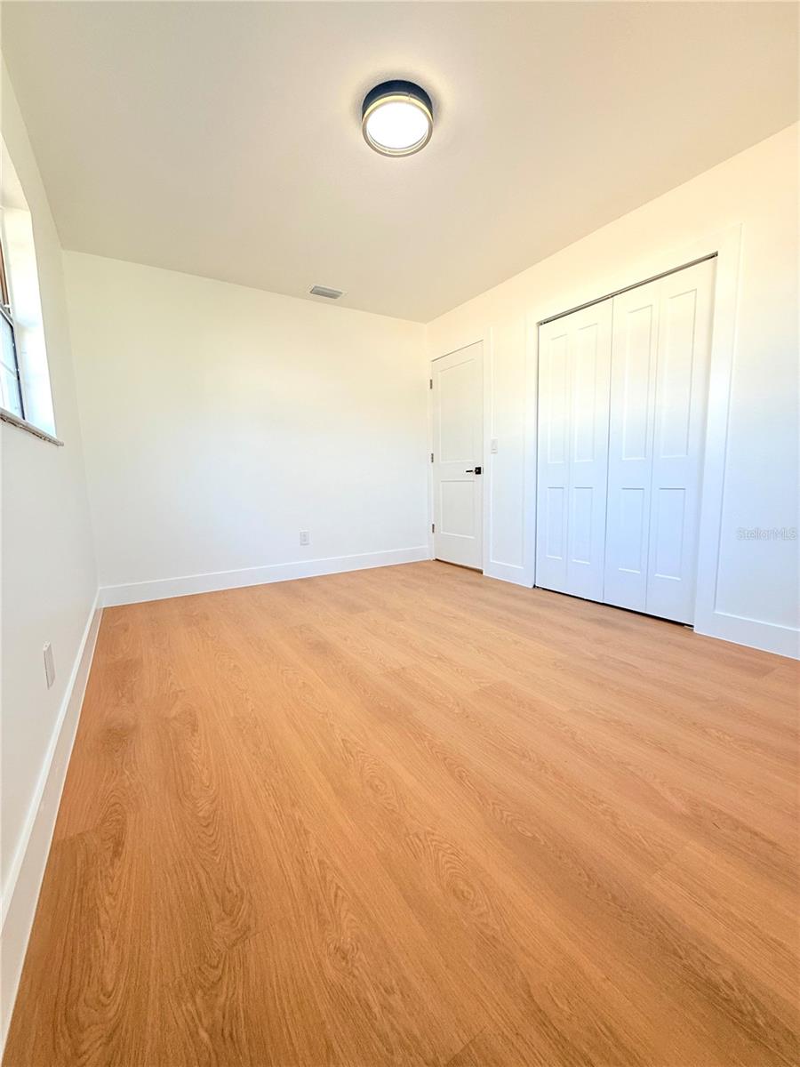 Image 28 of 45 For 6910 Dalkeith Avenue N