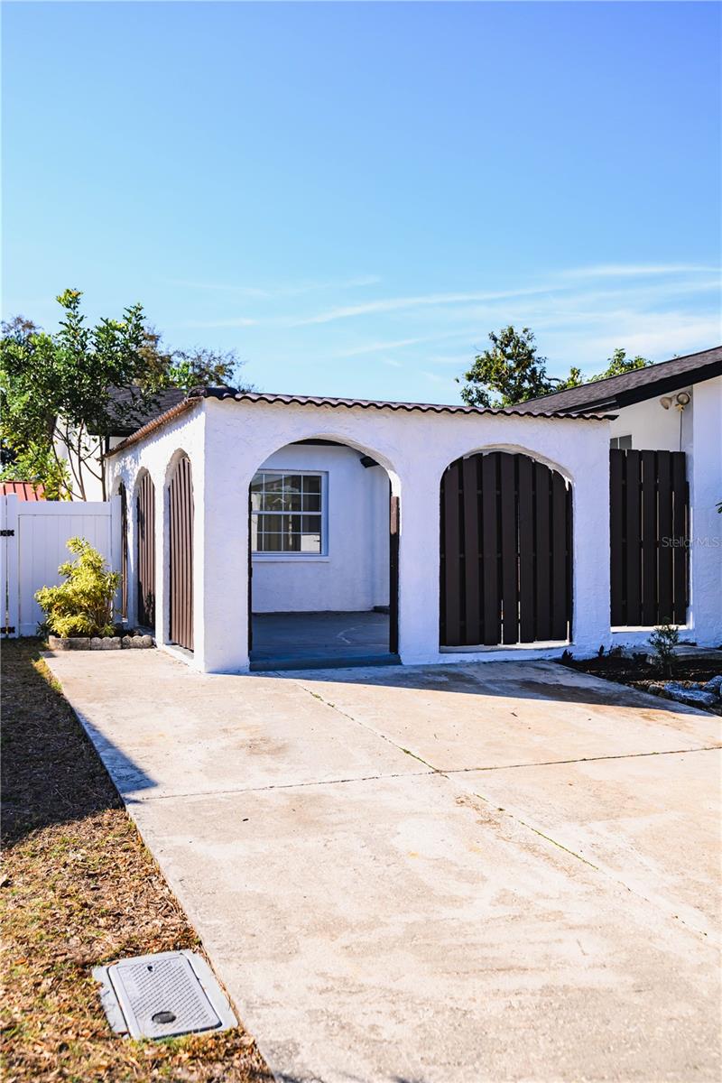 Image 7 of 45 For 6910 Dalkeith Avenue N