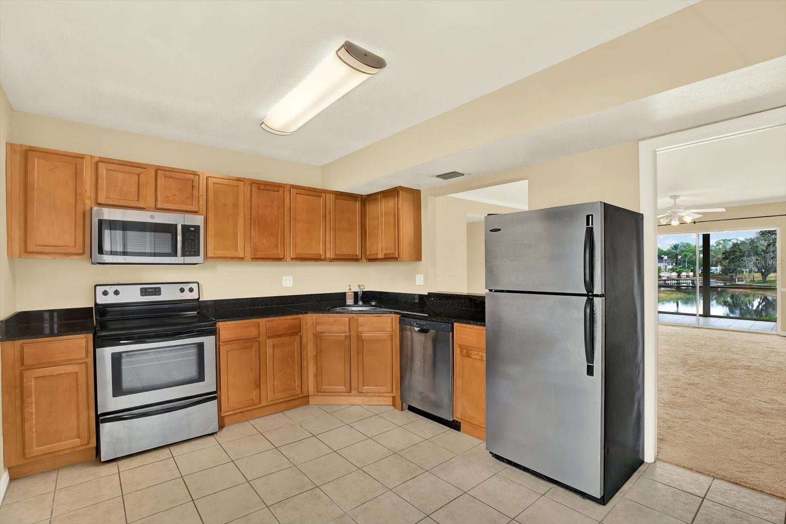 Image 17 of 60 For 10330 Carrollwood Lane 95