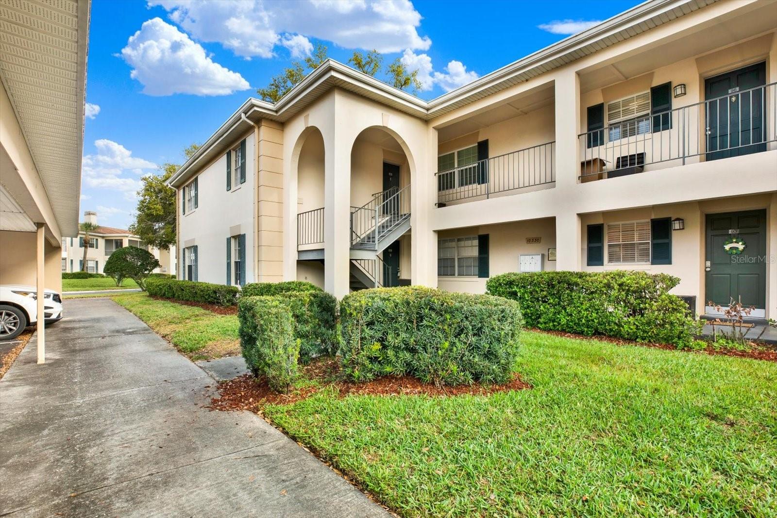 Image 7 of 60 For 10330 Carrollwood Lane 95