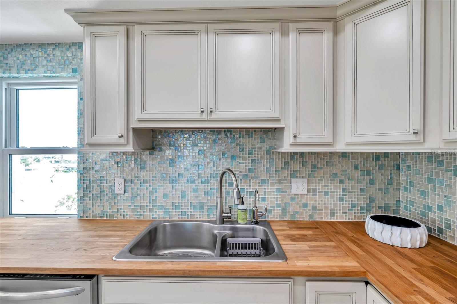 Image 18 of 46 For 4950 Gulf Boulevard 509