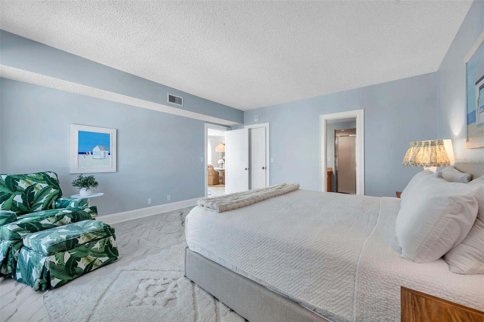 Image 25 of 46 For 4950 Gulf Boulevard 509