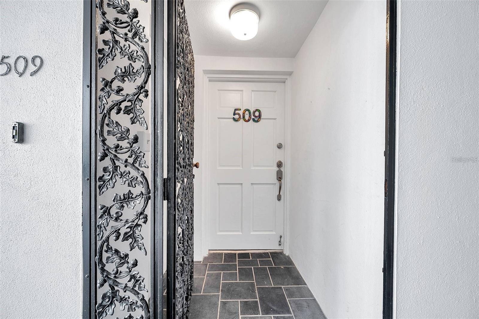 Image 3 of 46 For 4950 Gulf Boulevard 509