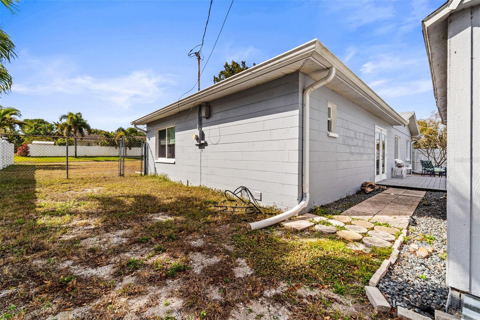 Image 12 of 29 For 11532 84th Avenue