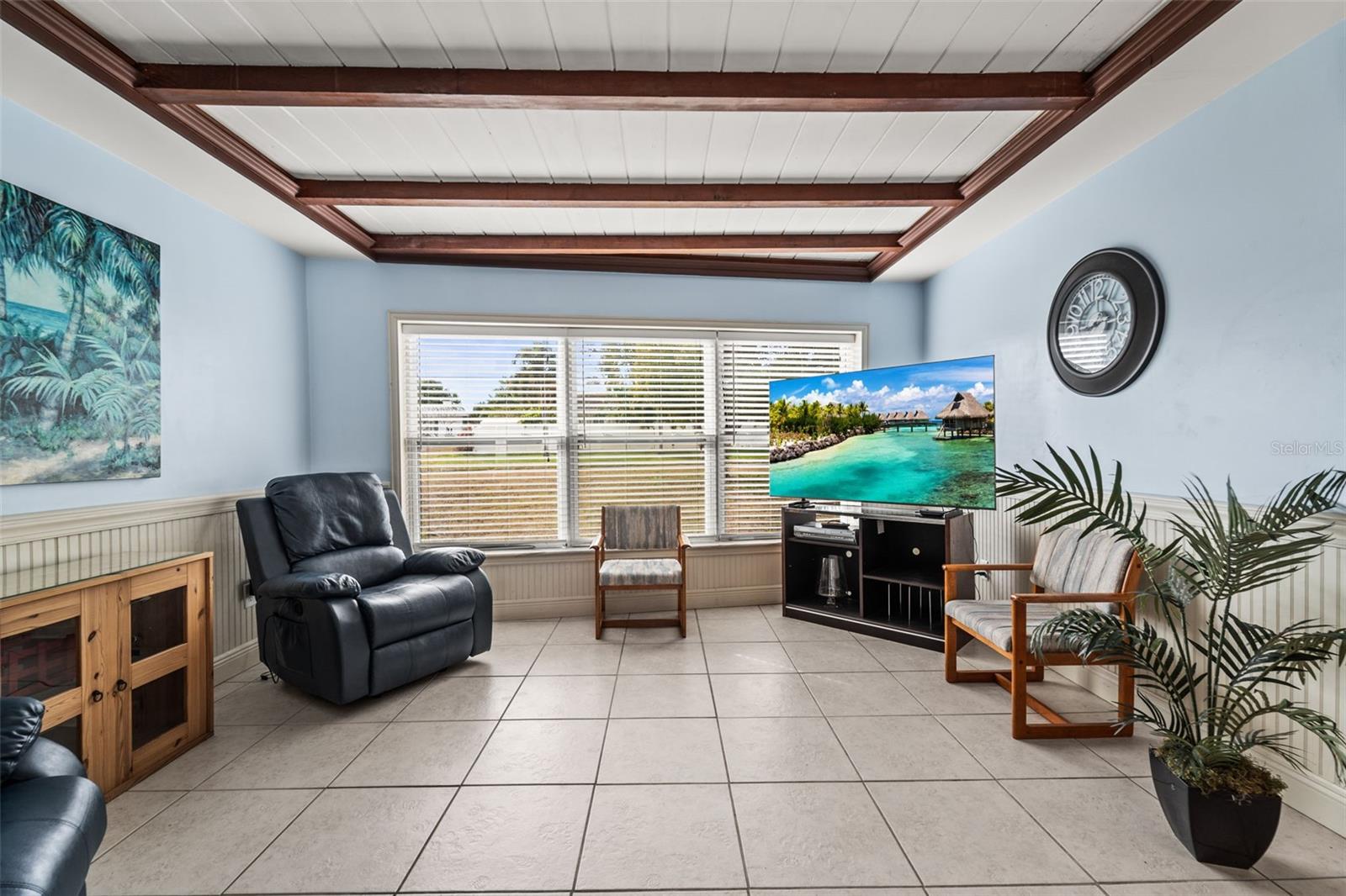 Image 18 of 29 For 11532 84th Avenue