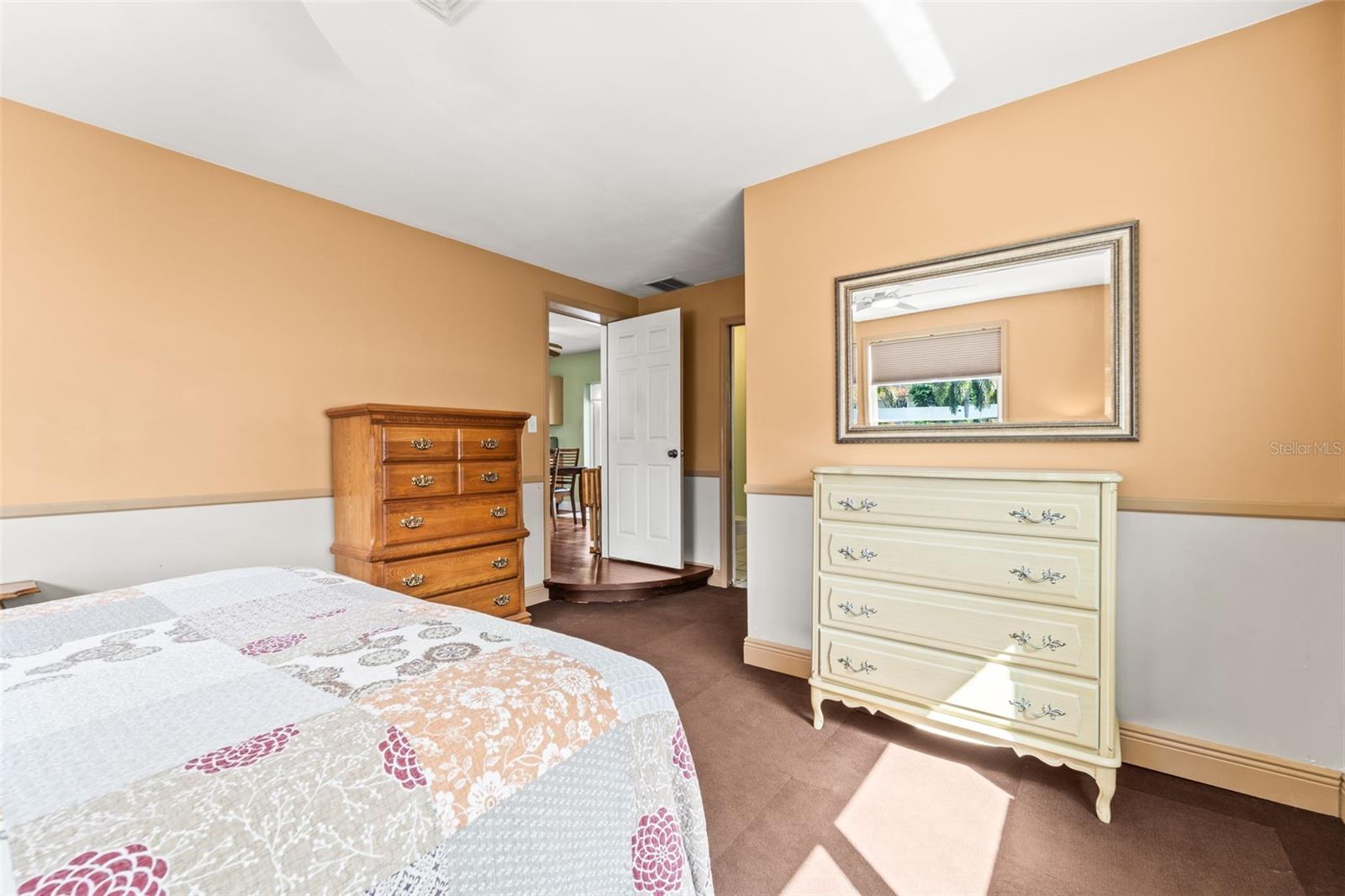 Image 19 of 29 For 11532 84th Avenue