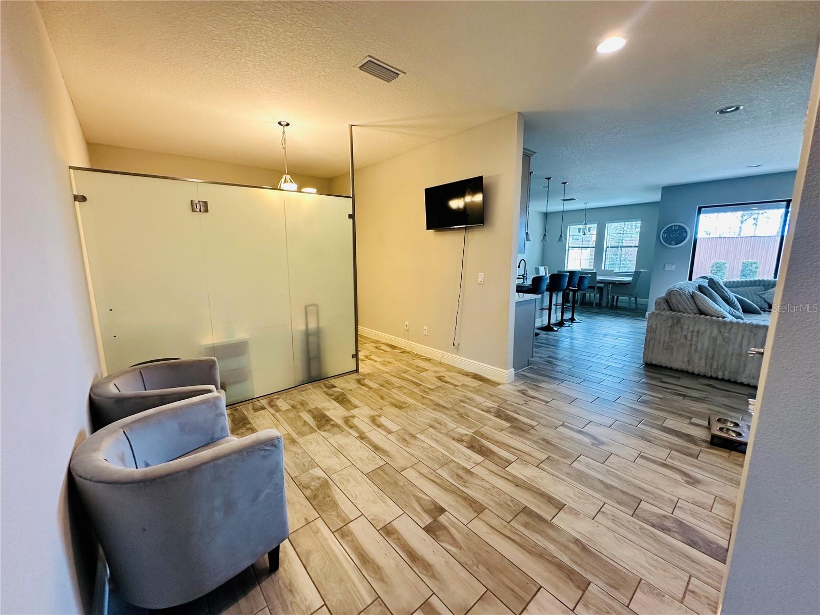 Image 4 of 34 For 12990 Burns Drive