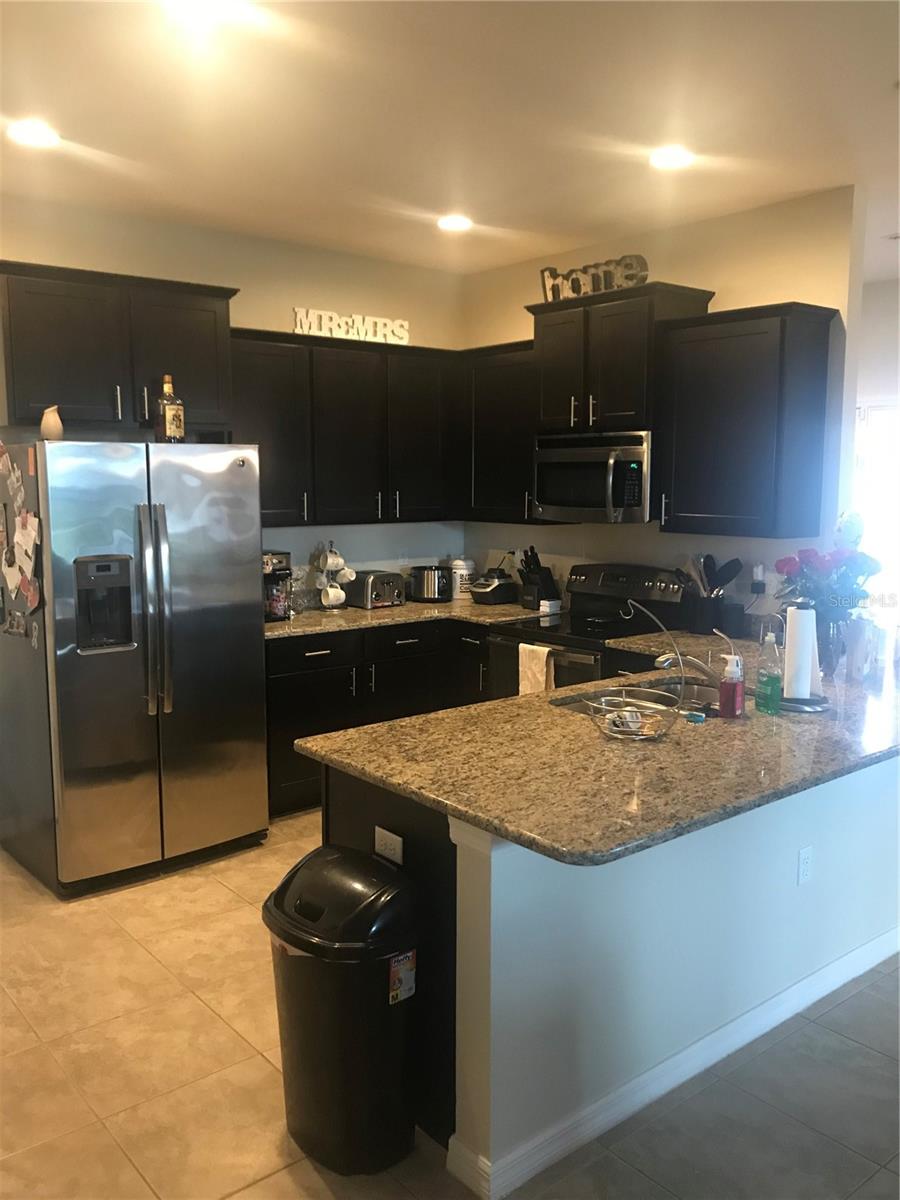 Image 10 of 31 For 3804 Silverlake Way