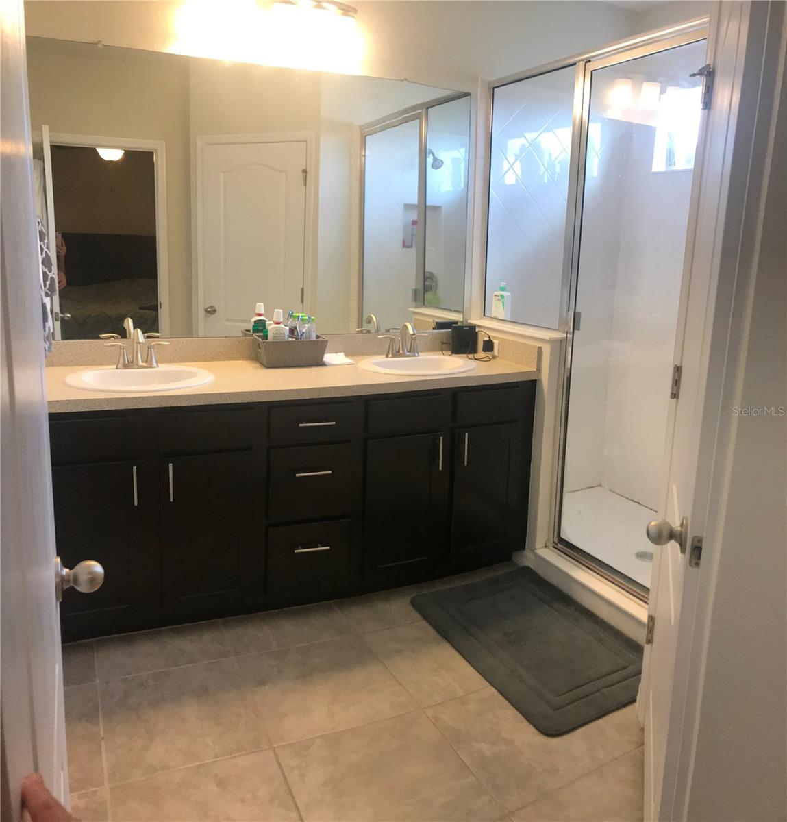 Image 15 of 31 For 3804 Silverlake Way