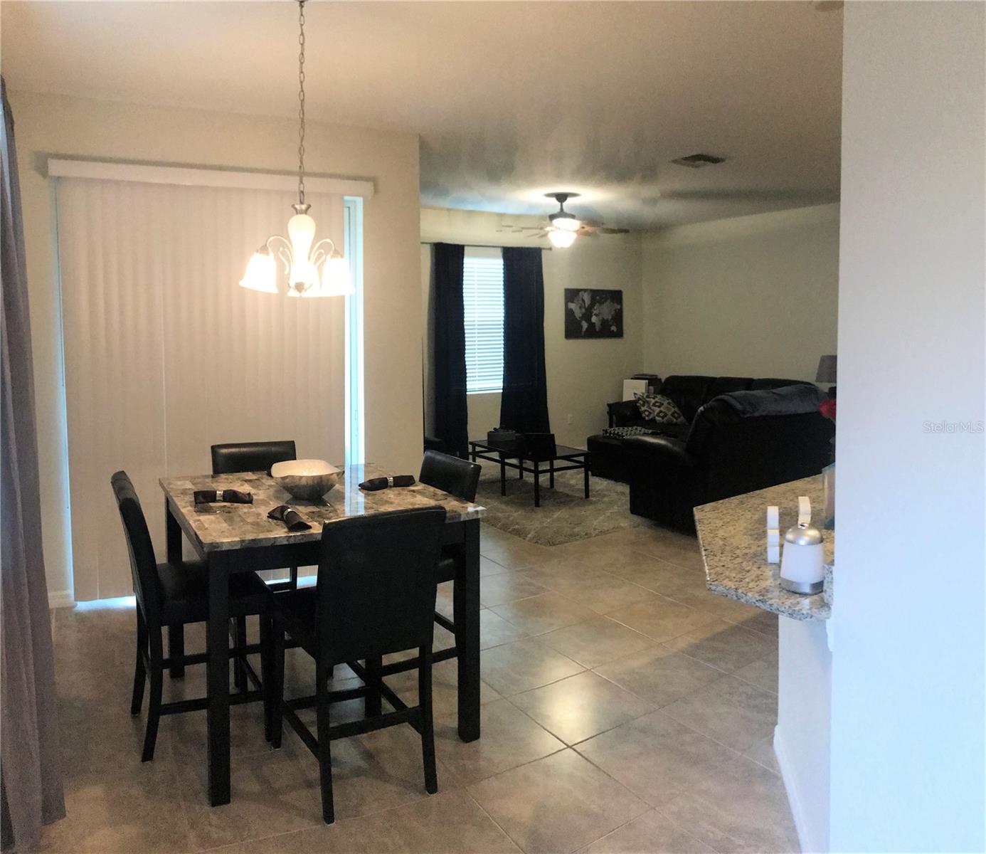 Image 4 of 31 For 3804 Silverlake Way