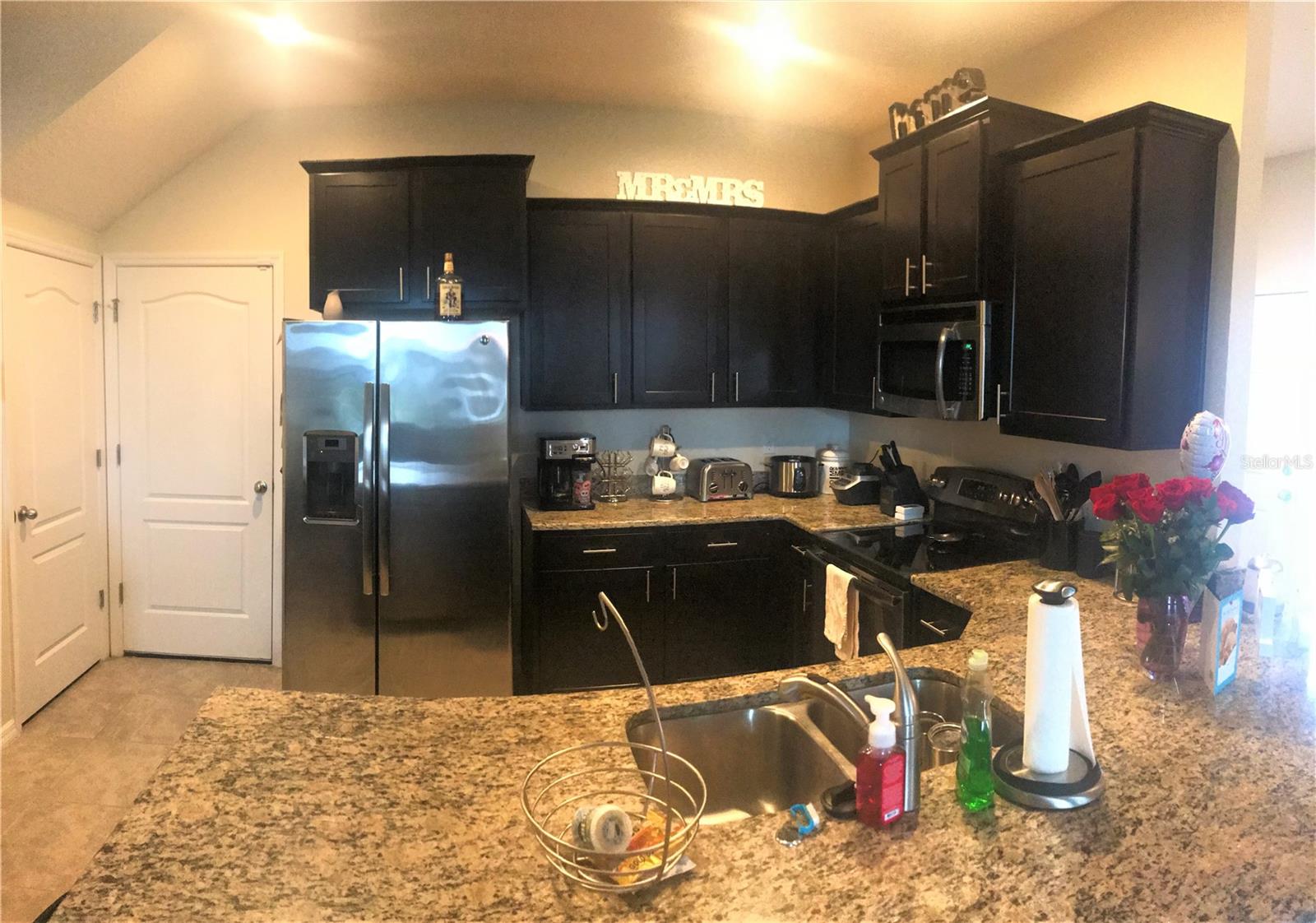 Image 9 of 31 For 3804 Silverlake Way