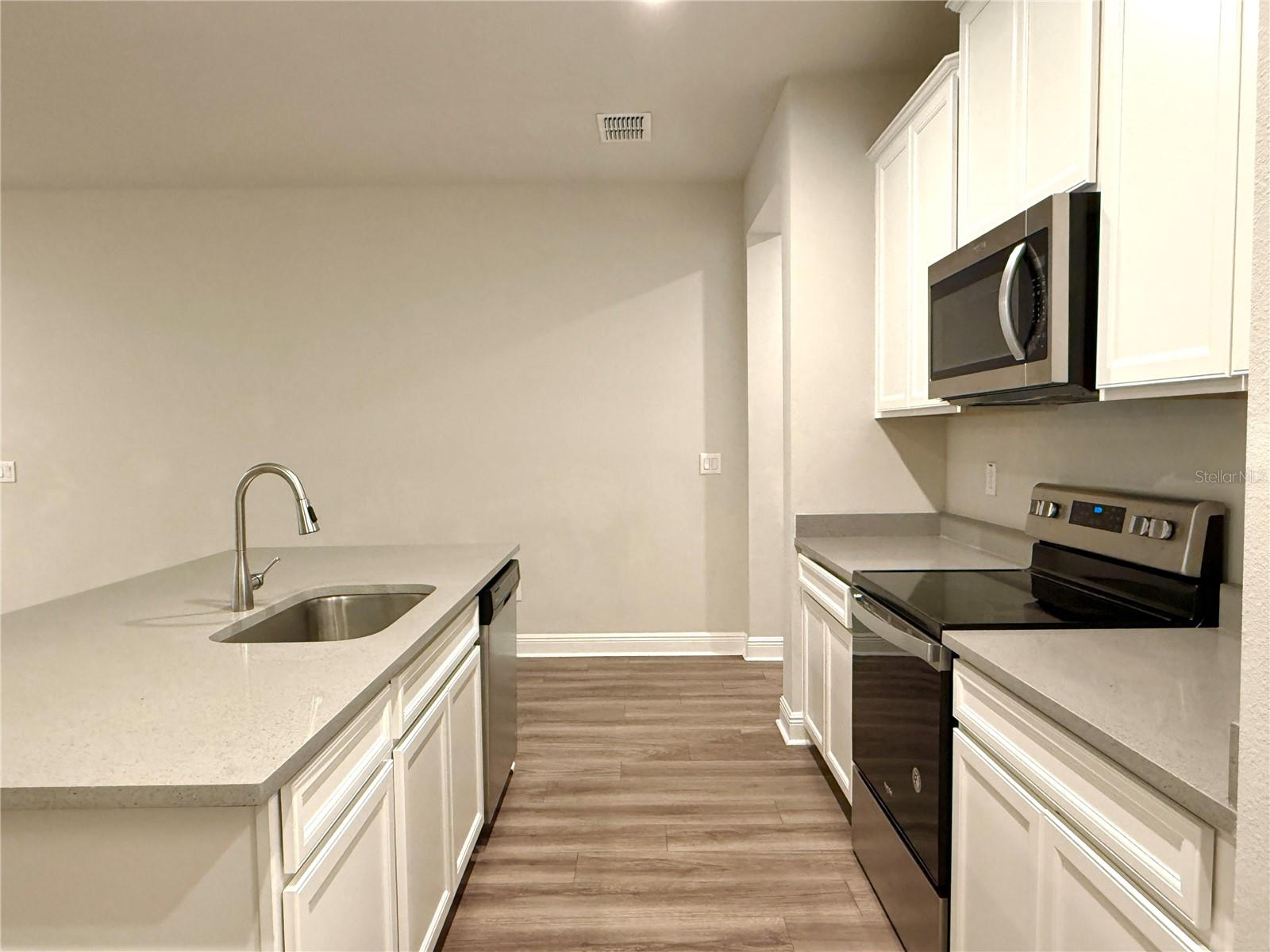 Image 6 of 27 For 6117 Grand Sonata Avenue