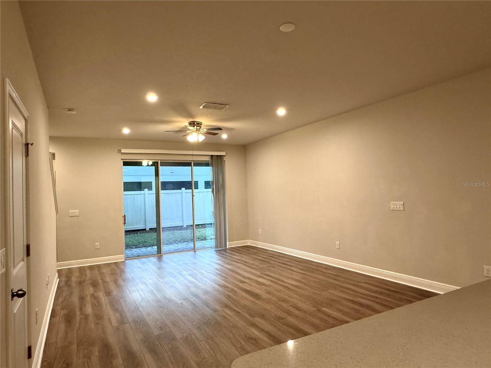 Image 9 of 27 For 6117 Grand Sonata Avenue