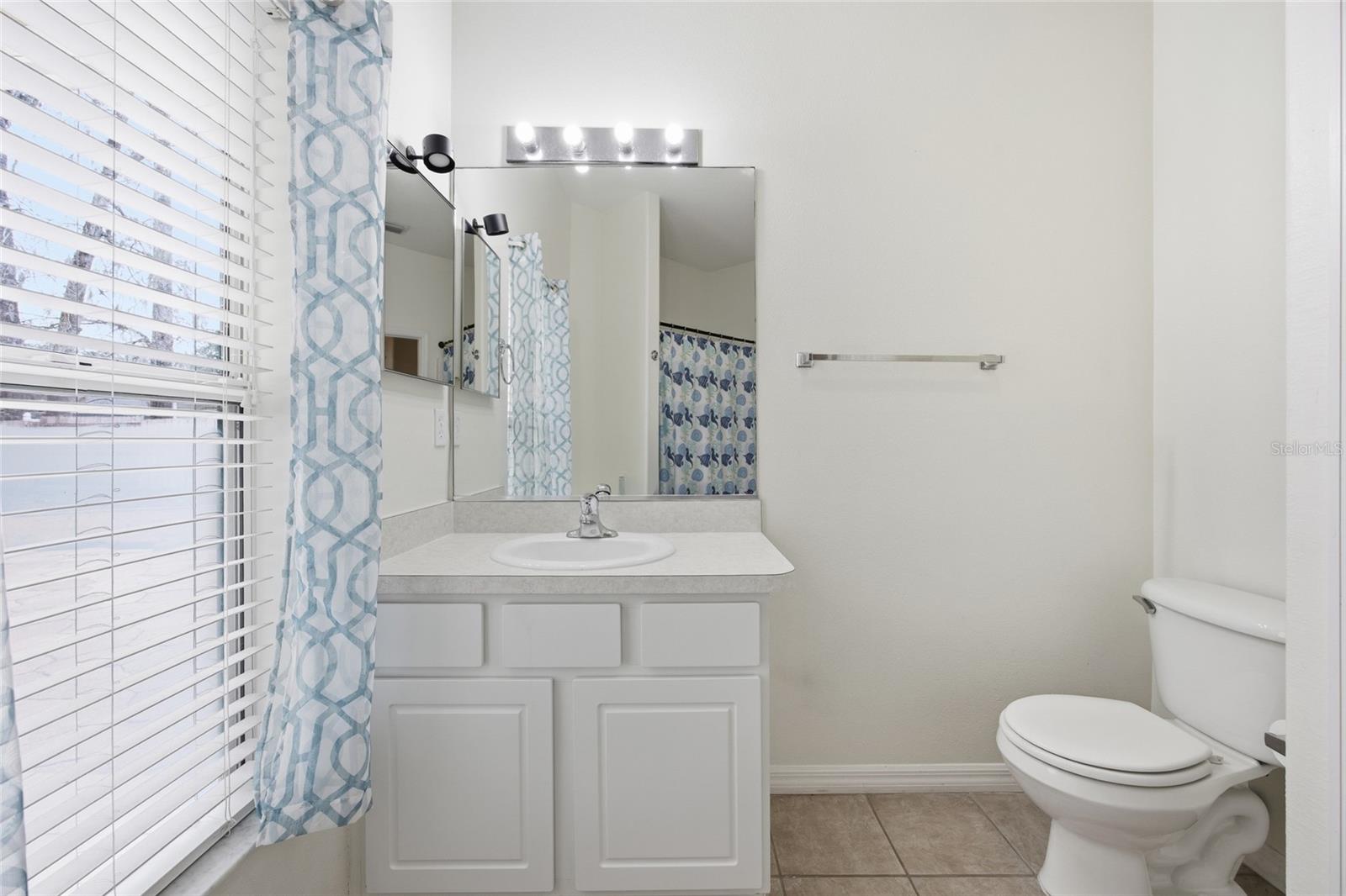 Image 28 of 46 For 2640 25th Street