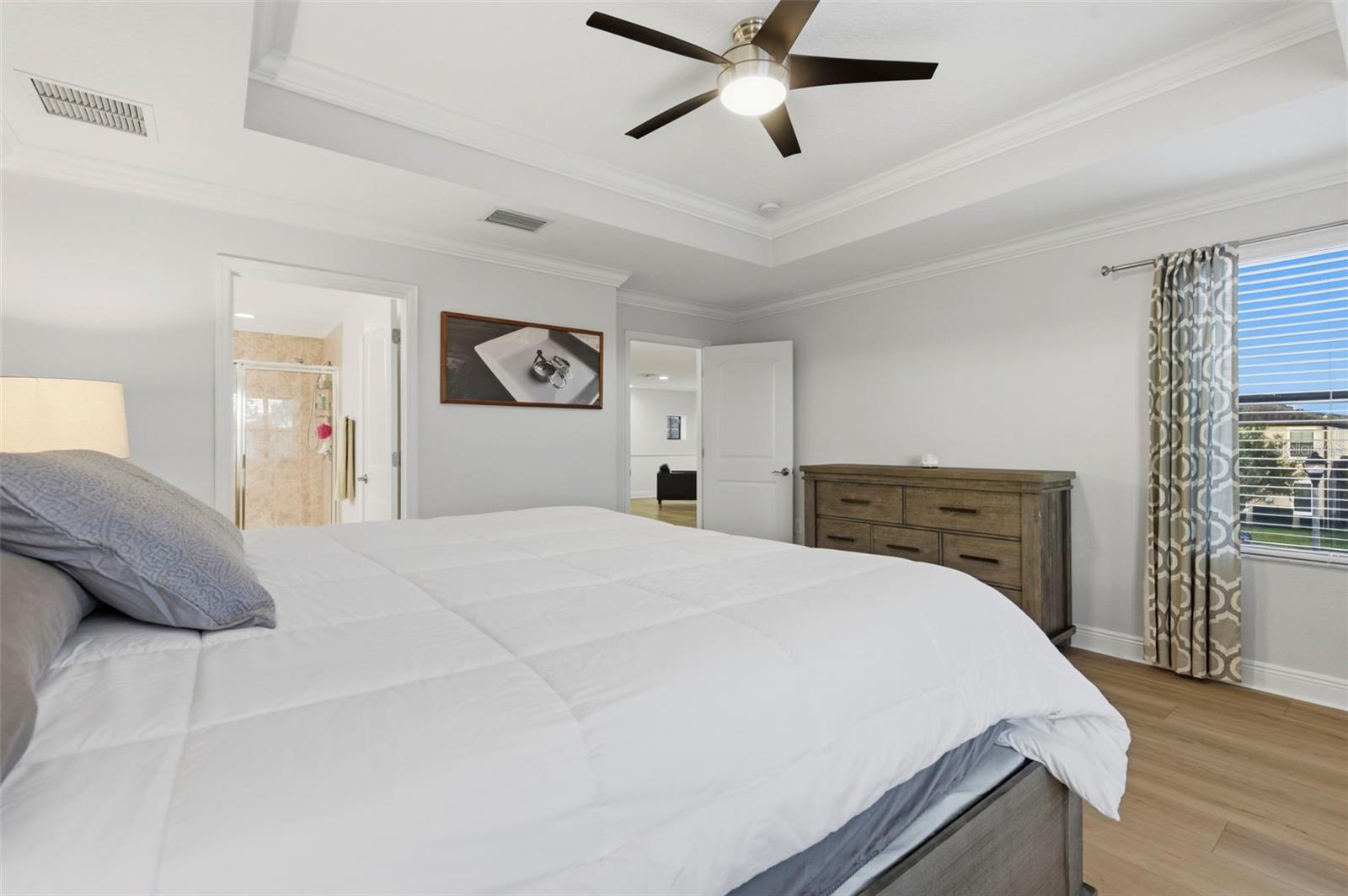 Image 43 of 84 For 12476 Rangeland Boulevard