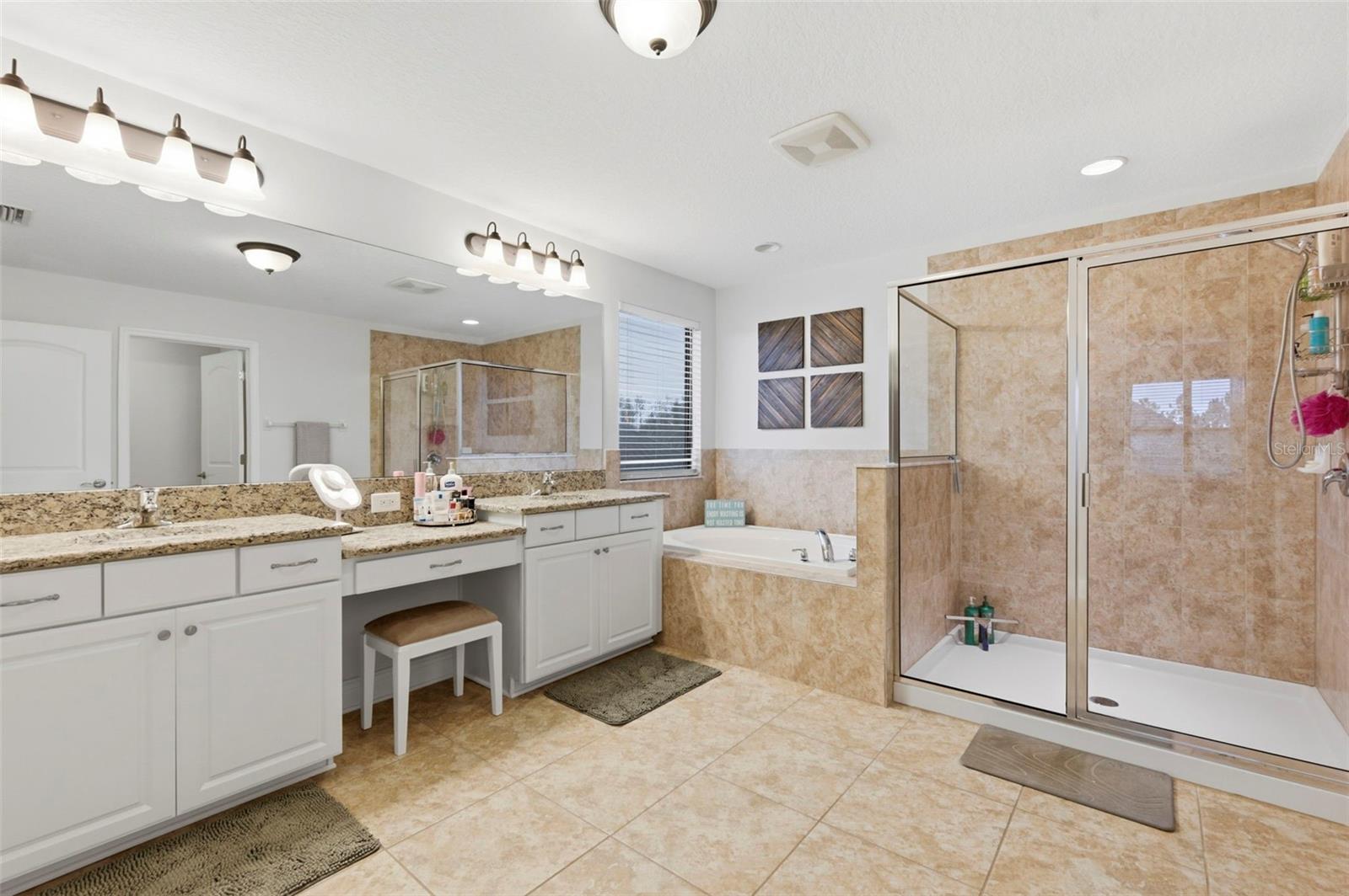 Image 45 of 84 For 12476 Rangeland Boulevard