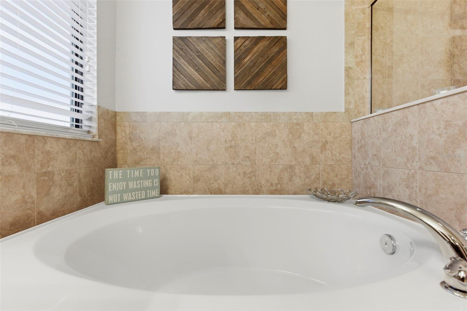 Image 48 of 84 For 12476 Rangeland Boulevard