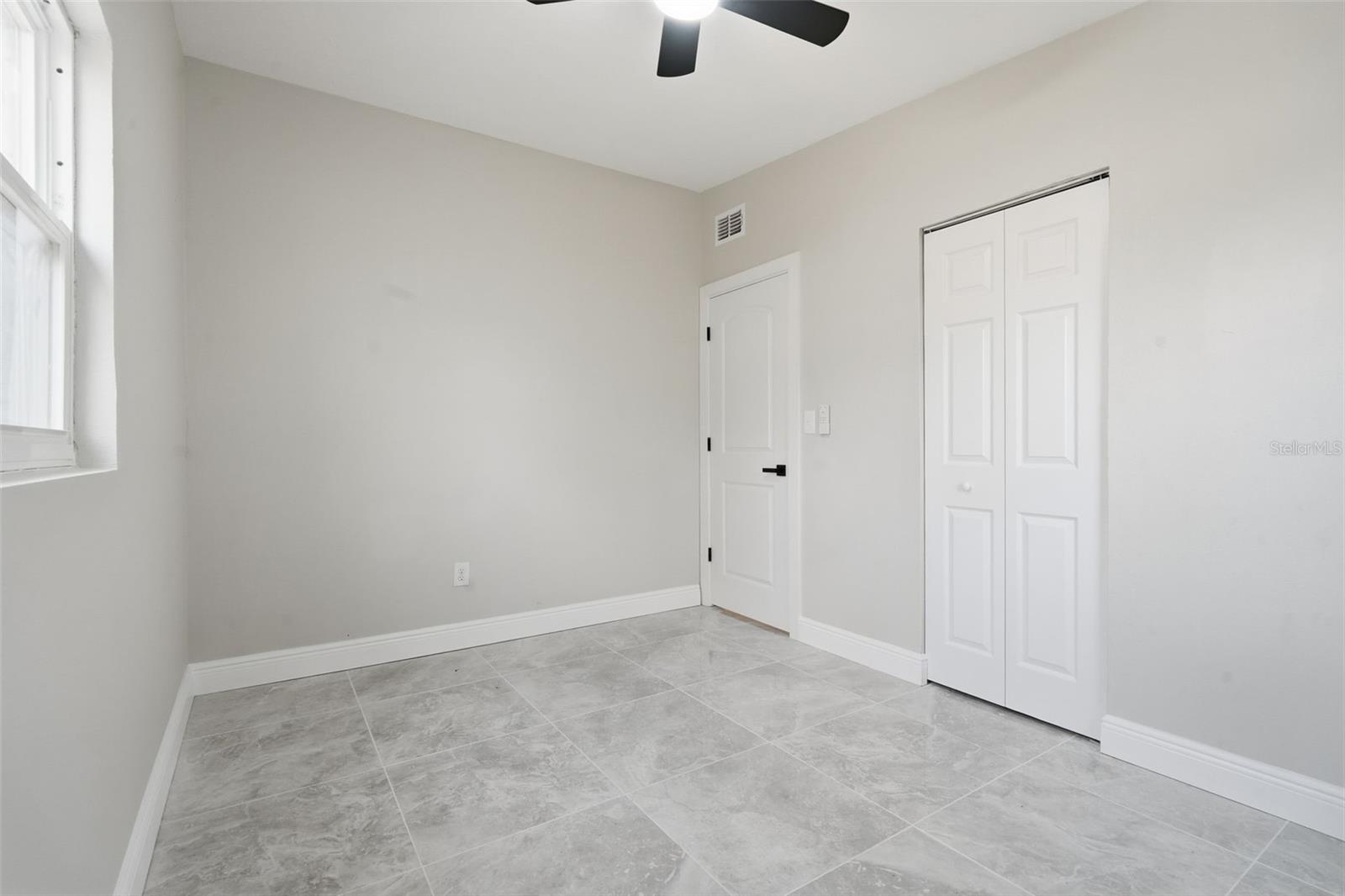 Image 14 of 25 For 2139 Gore Street