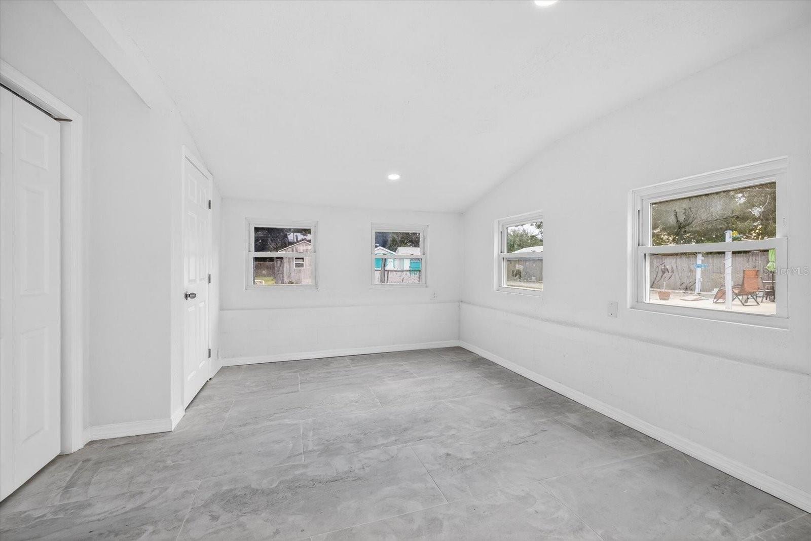 Image 24 of 31 For 5801 Magnolia Street N