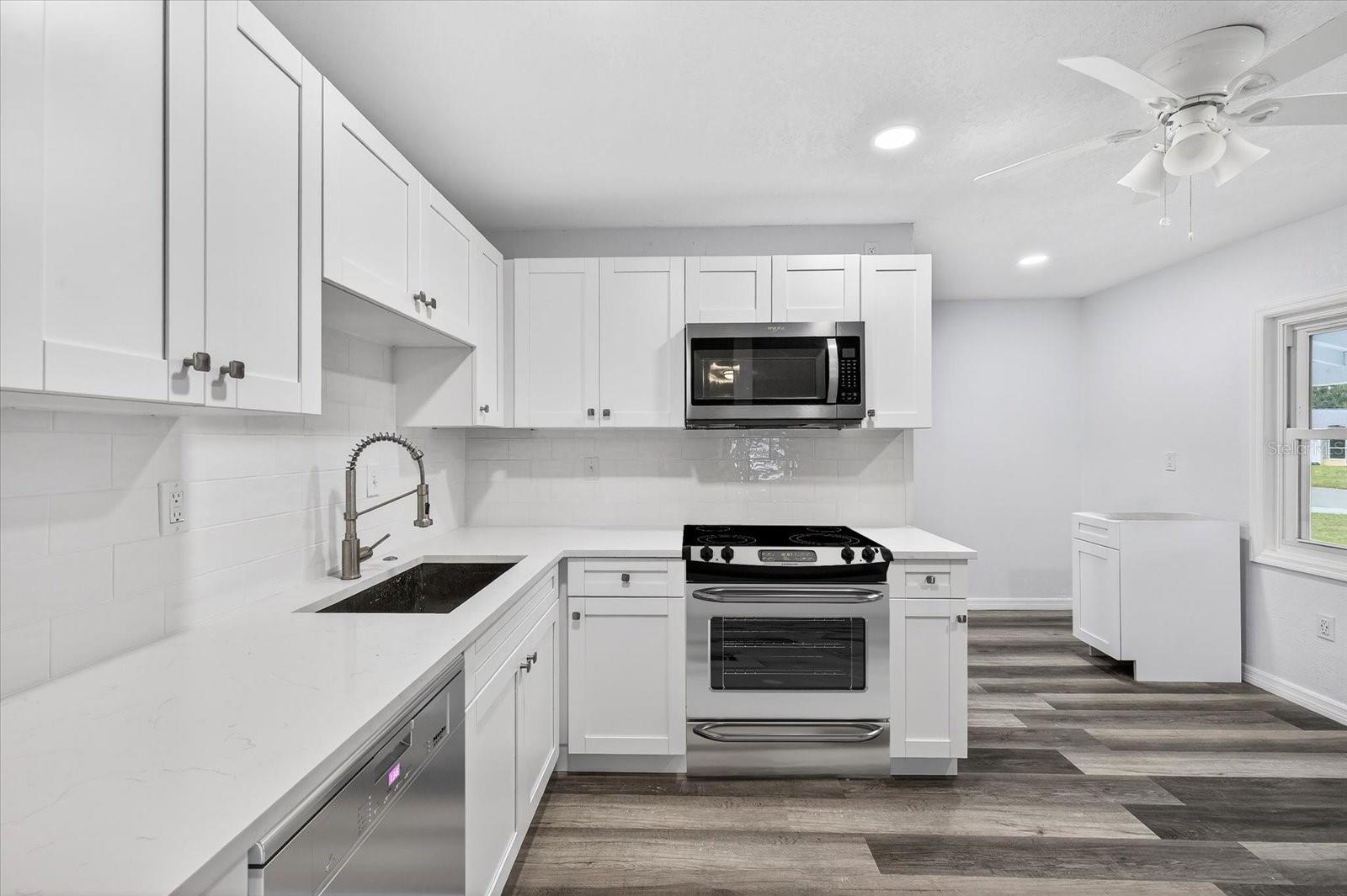 Image 5 of 31 For 5801 Magnolia Street N