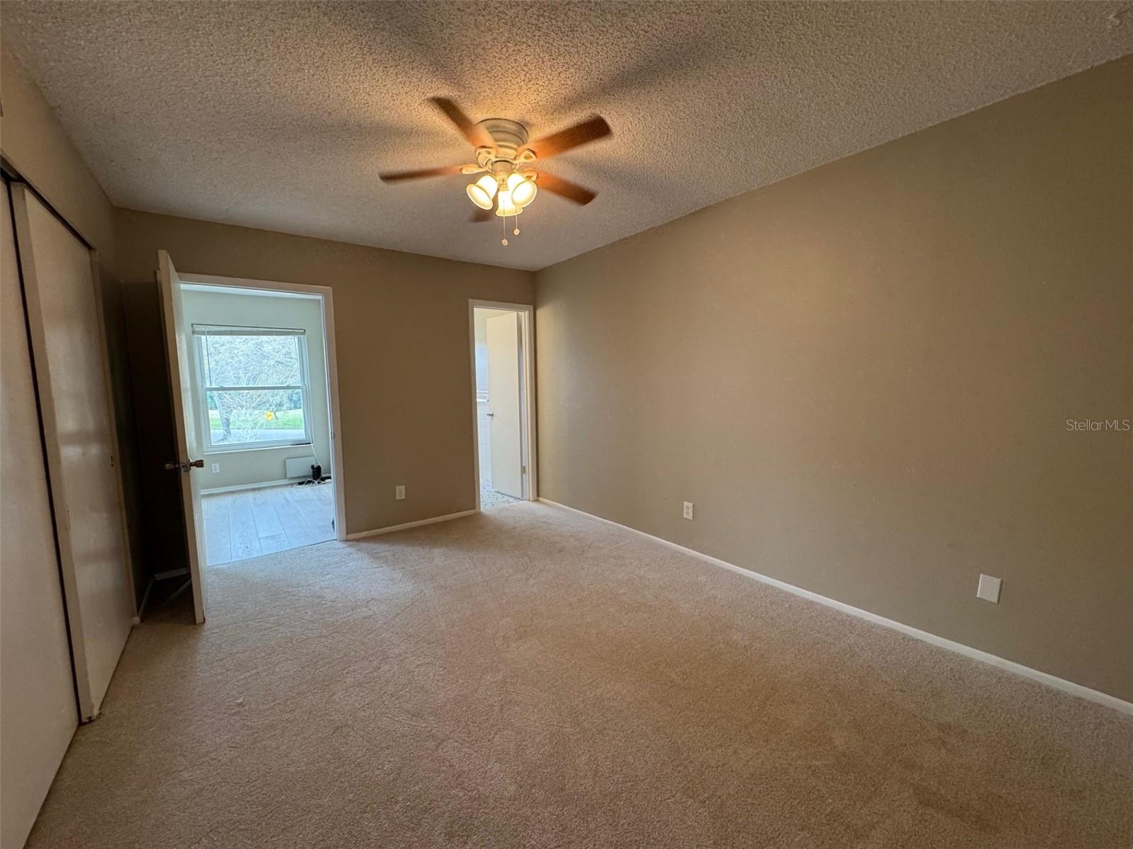 Image 9 of 12 For 2385 Tahitian Lane 43