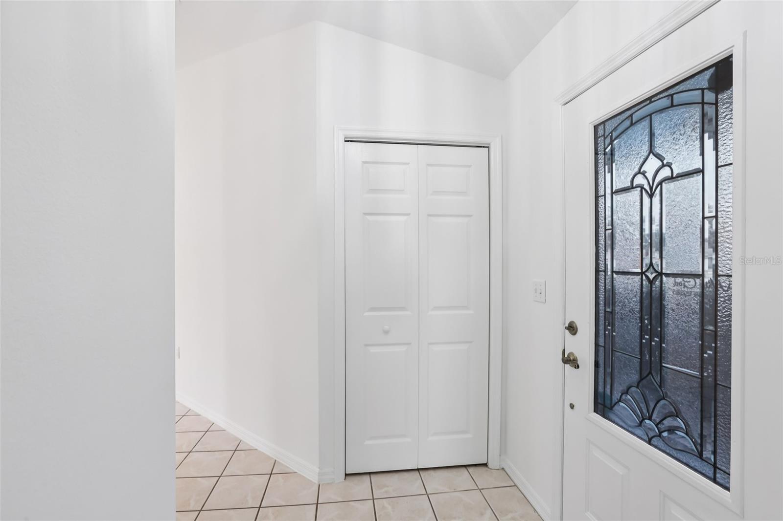 Image 27 of 54 For 6917 Oakcrest Way