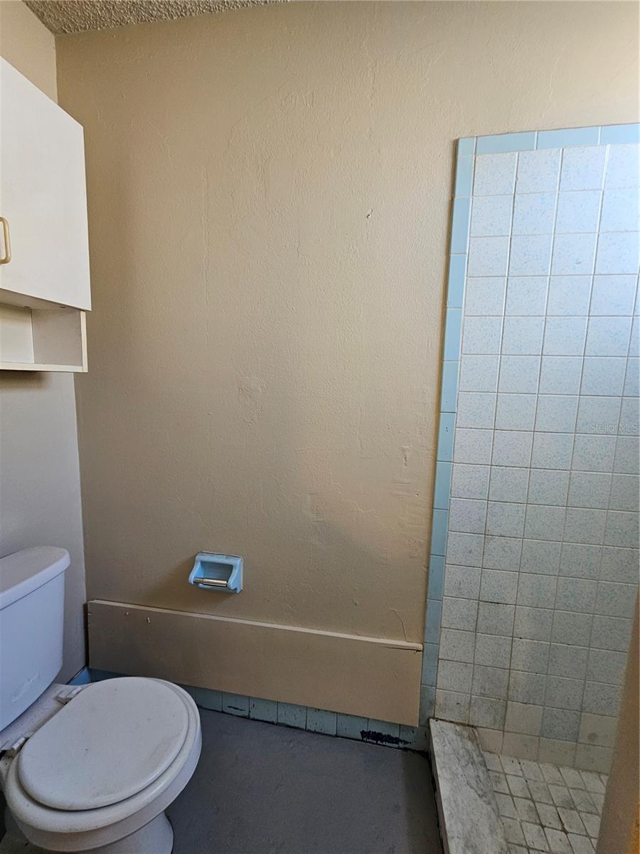 Image 13 of 16 For 6324 Lomand Avenue