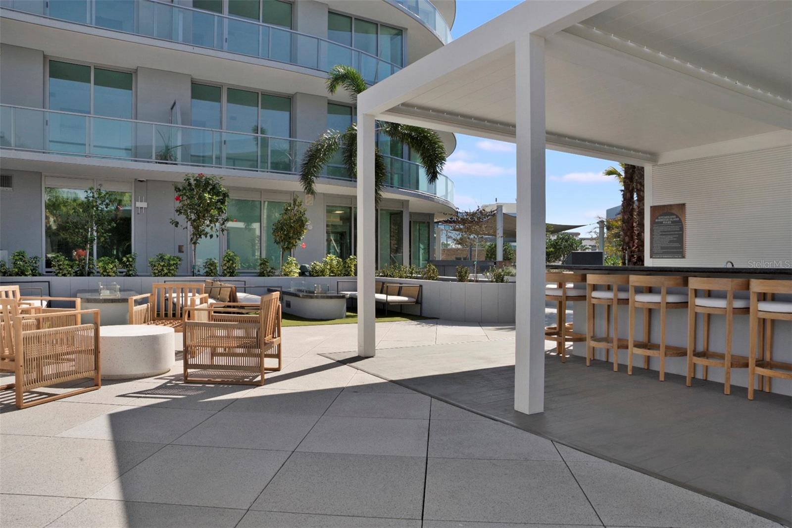 Image 36 of 54 For 400 Central Avenue 906