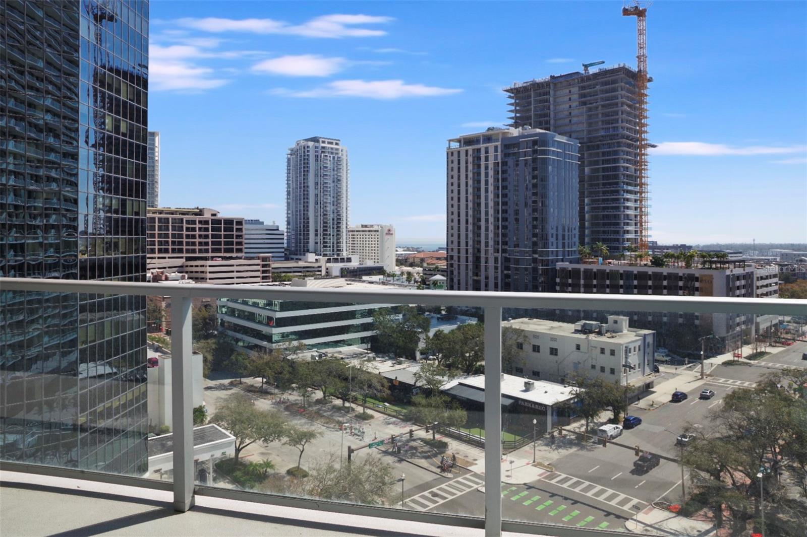 Image 4 of 54 For 400 Central Avenue 906