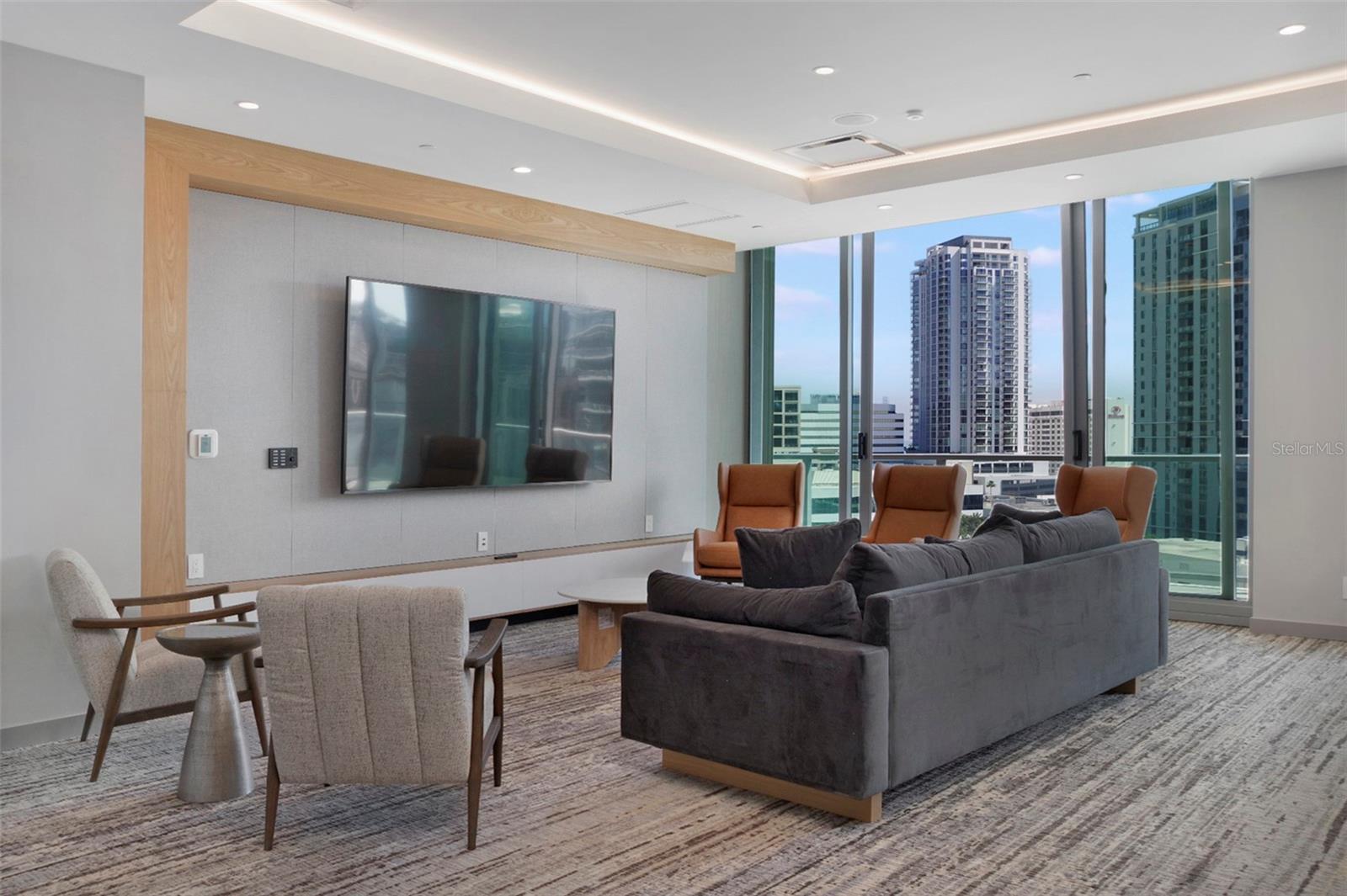 Image 44 of 54 For 400 Central Avenue 906