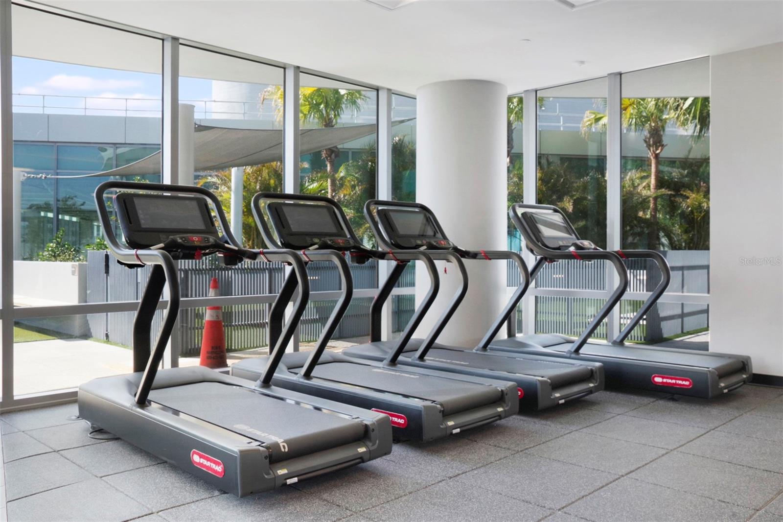 Image 47 of 54 For 400 Central Avenue 906