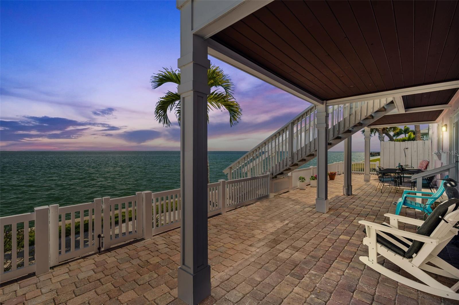 Listing photo id 31 for 4842 Coquina Key Drive Se B