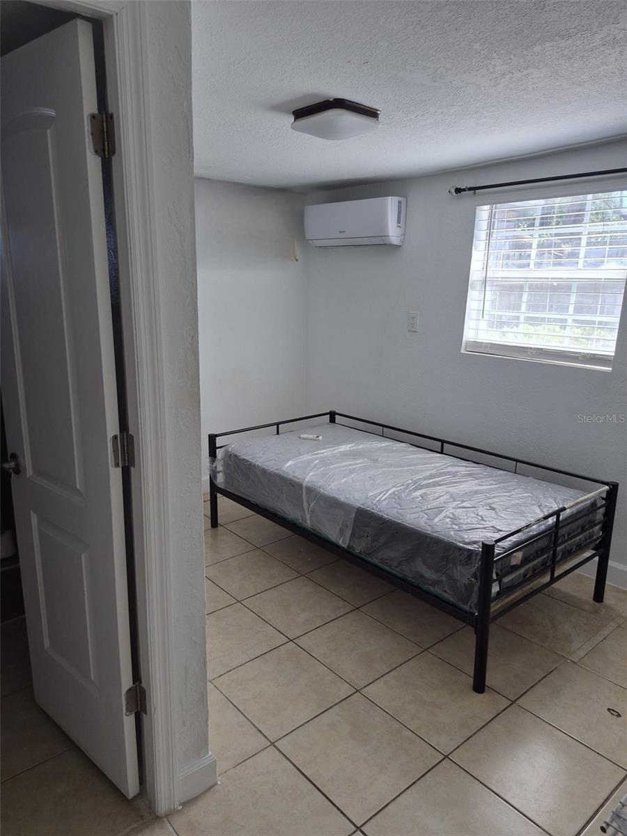 Image 5 of 17 For 2411 Ramona Circle