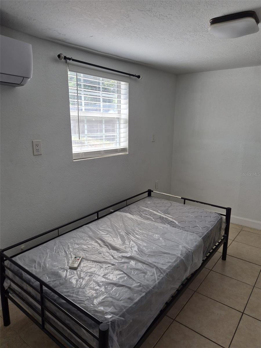 Image 6 of 17 For 2411 Ramona Circle