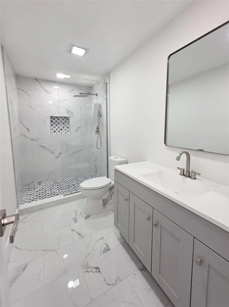 Image 19 of 26 For 10415 27th Street