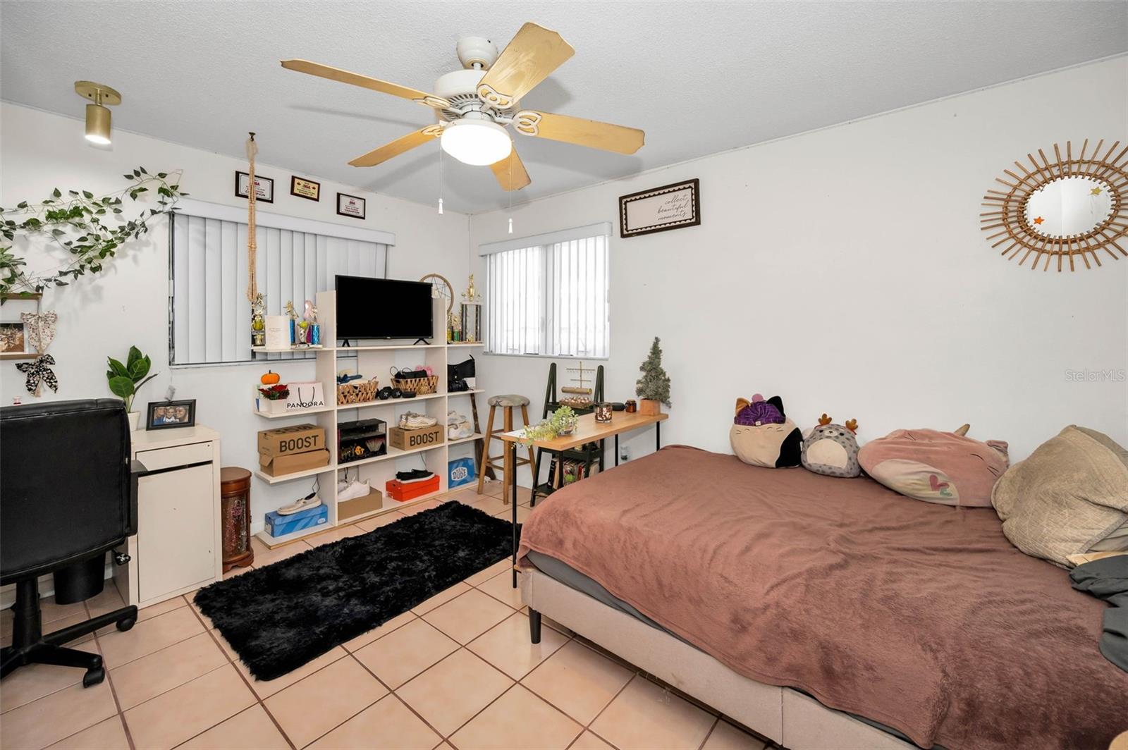 Image 16 of 25 For 2053 Jefferson Avenue