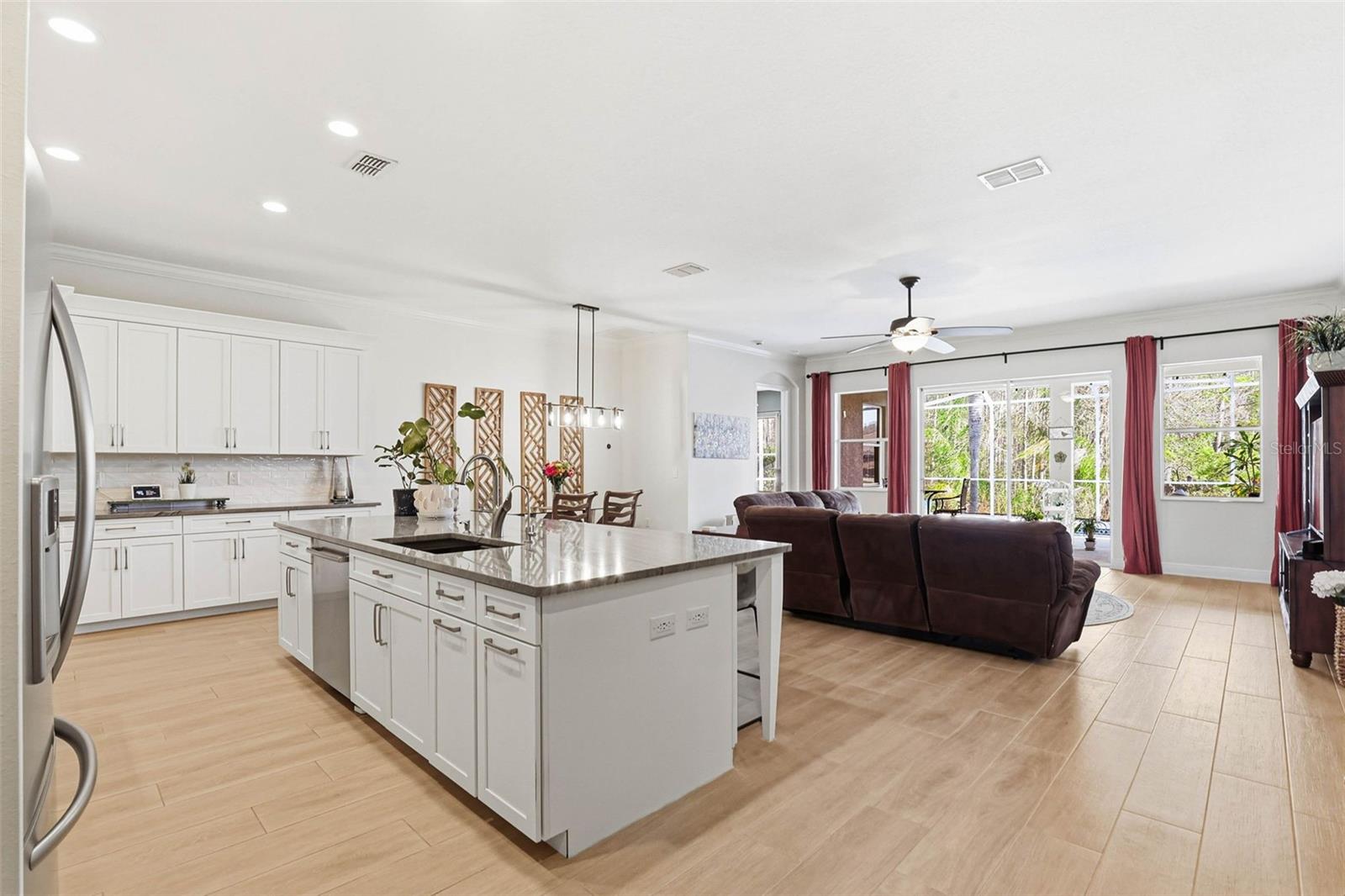 Image 19 of 99 For 3235 Grassglen Place