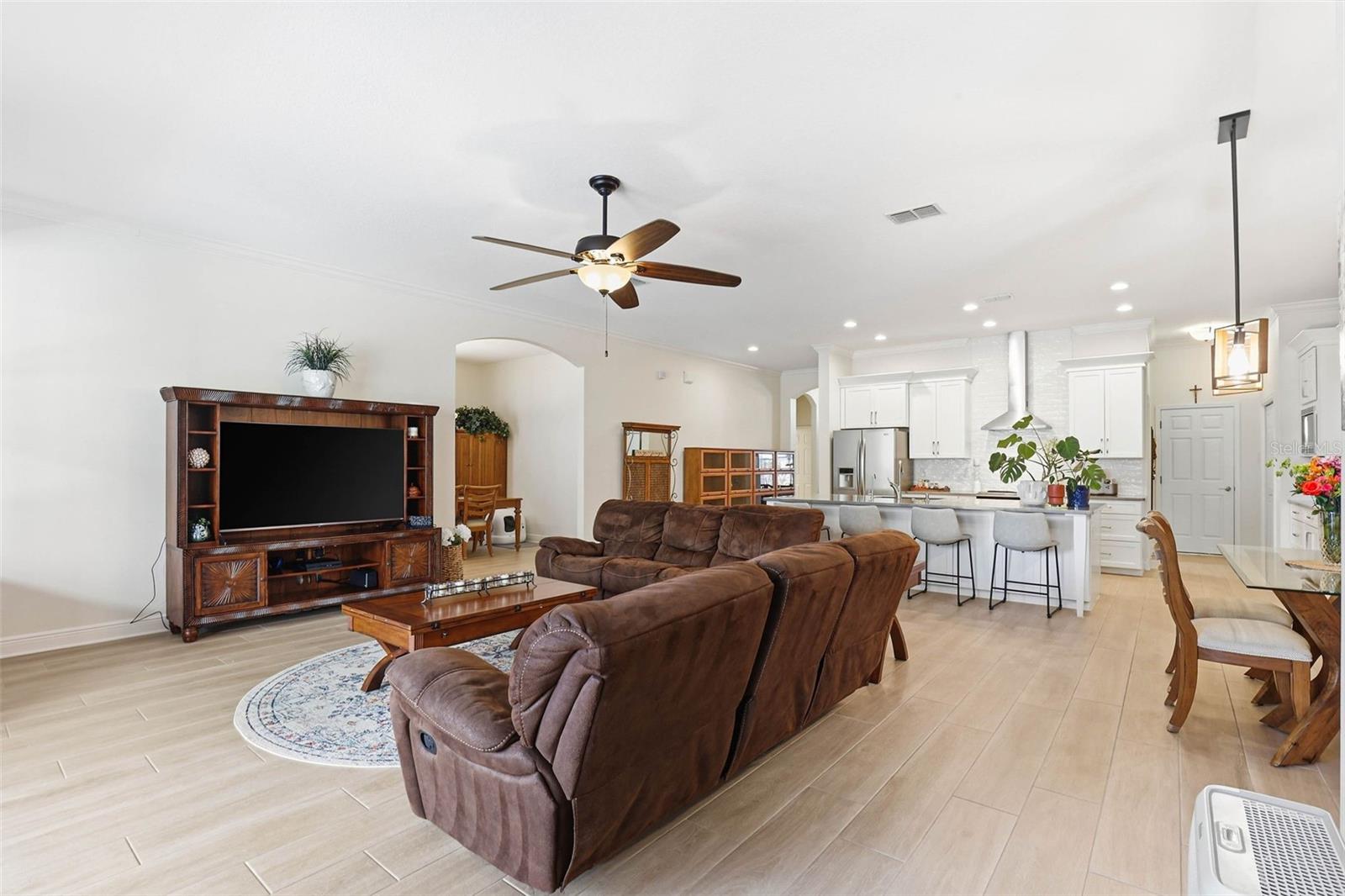 Image 30 of 99 For 3235 Grassglen Place