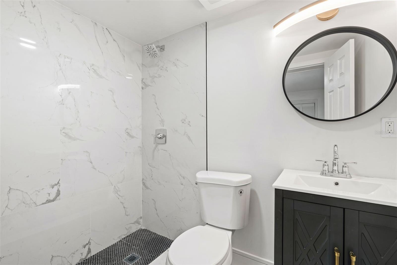 Image 10 of 25 For 1212 Crawford Street