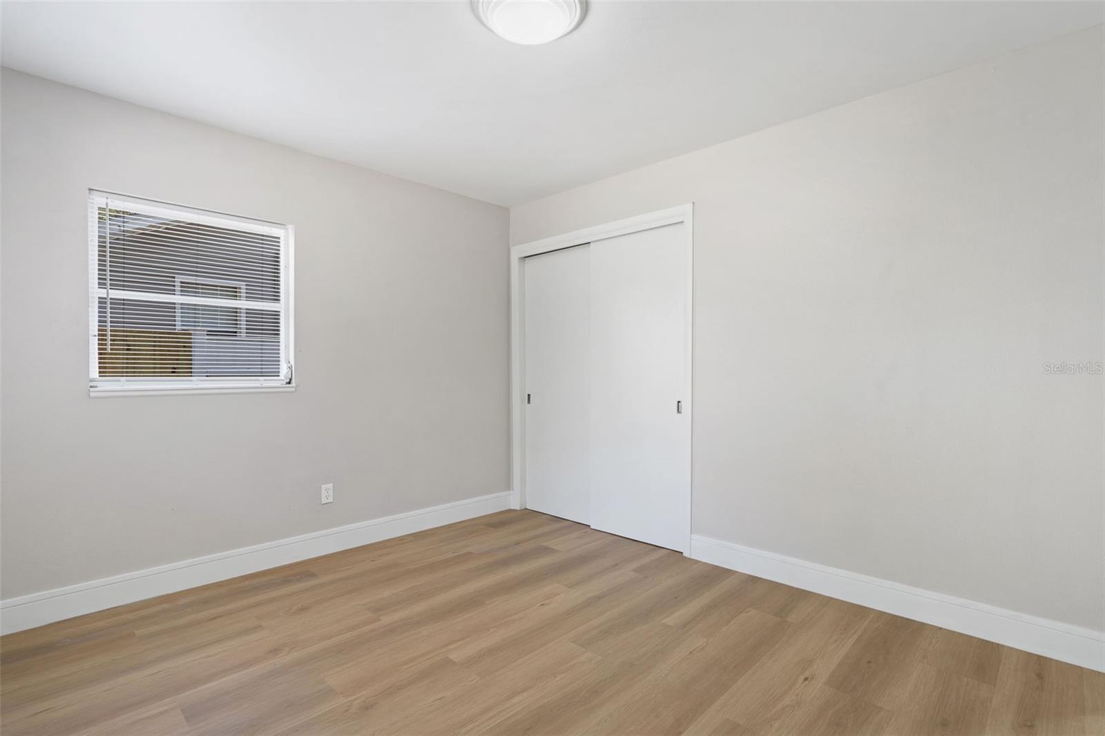 Image 12 of 25 For 1212 Crawford Street