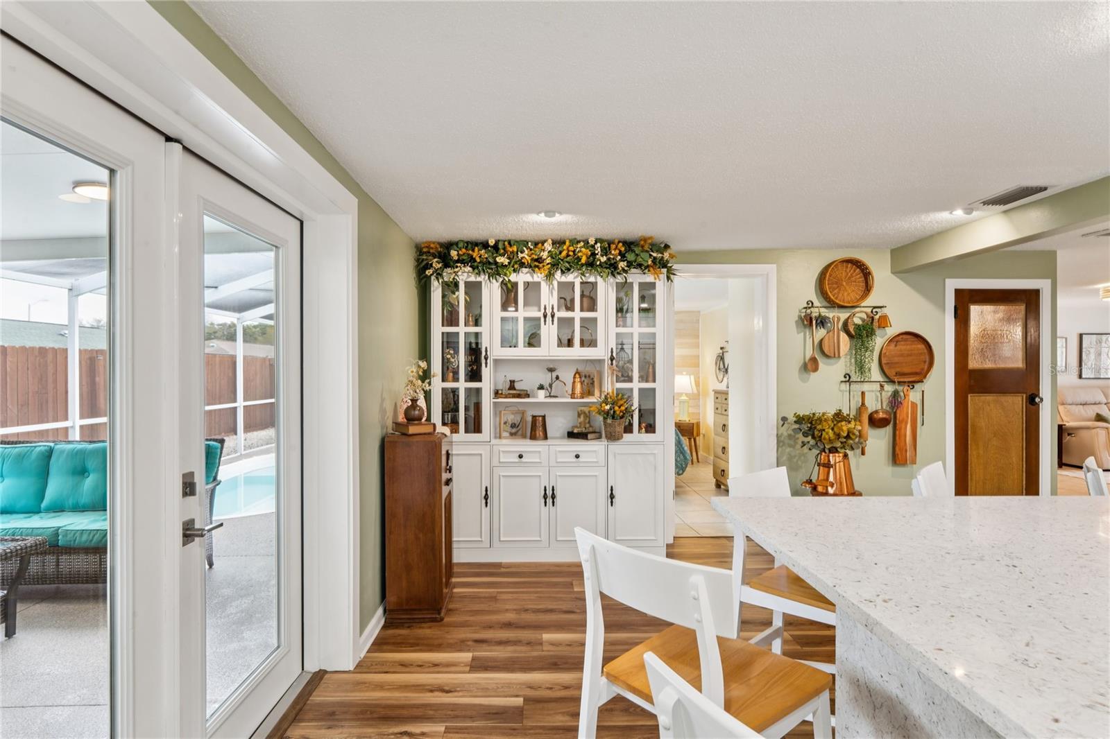 Image 15 of 52 For 6811 Altavista Street