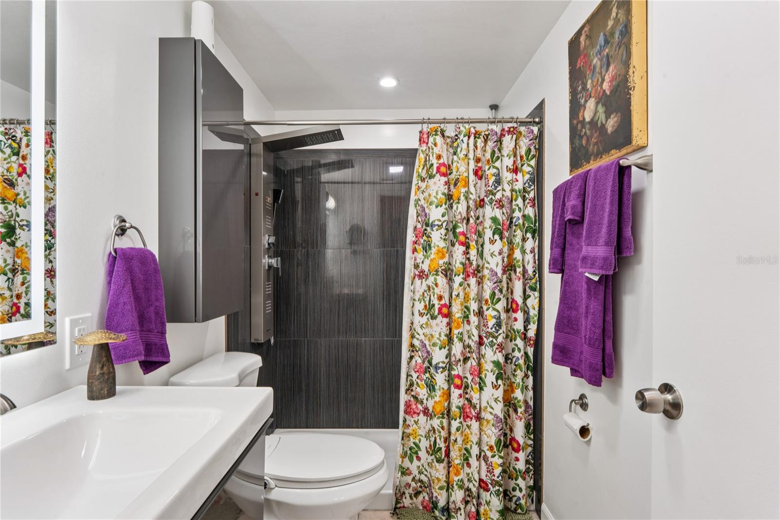 Image 28 of 52 For 6811 Altavista Street