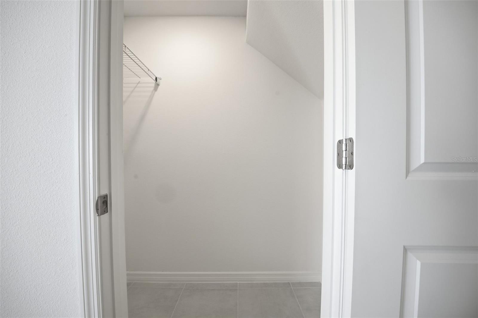 Image 18 of 59 For 37411 Roanoke River Way